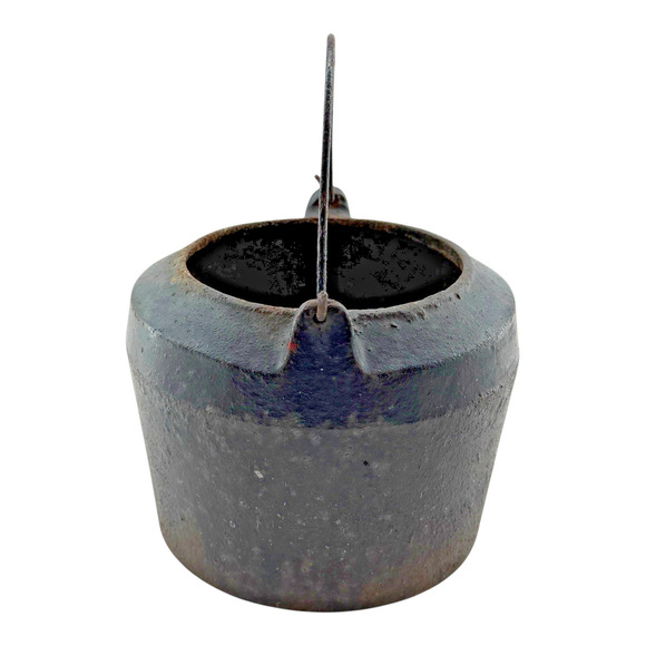 Small Vintage Cast Iron Smelting Cauldron Kettle Pot Planter 5lbs Rustic Cottage - Picture 5 of 12